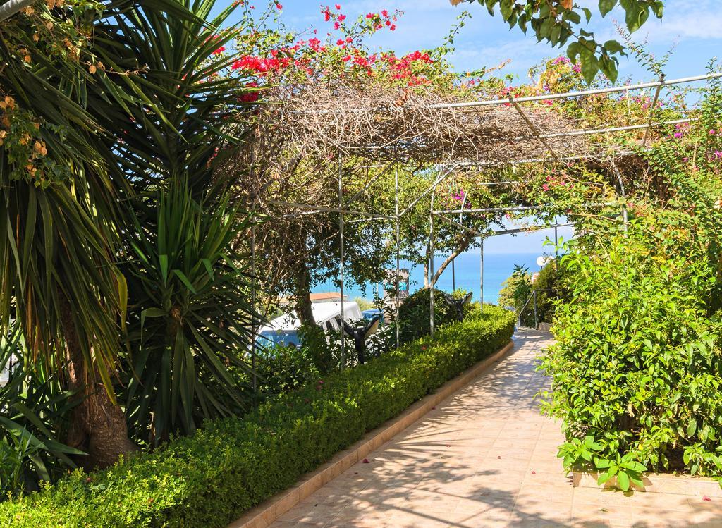 Zante Palace Циливи Экстерьер фото
